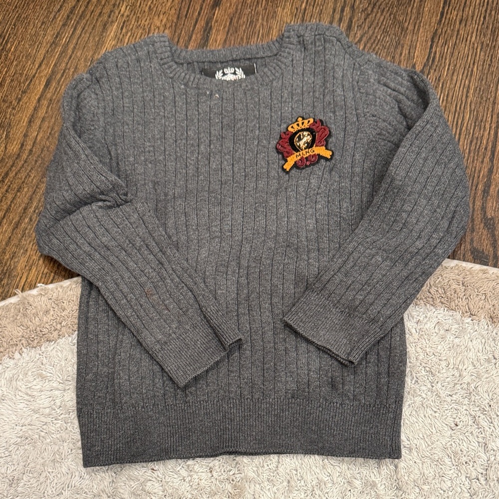 Gray Ribbed Sweater with Embroidered Crest